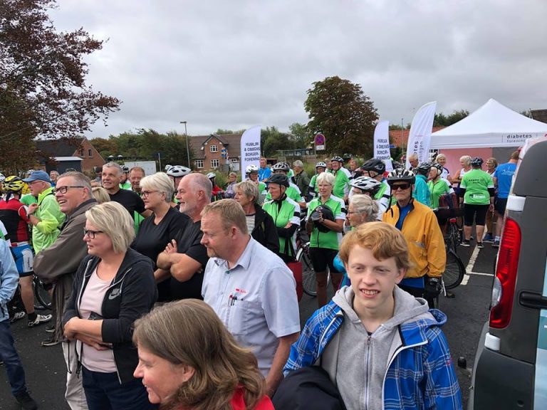 Folkefest da cykelstien blev indviet