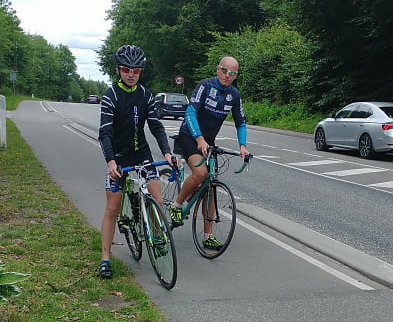 12 timer og 245 km cykler Far og Søn i dag. Og det er ikke hvem som helst der er tale om..!