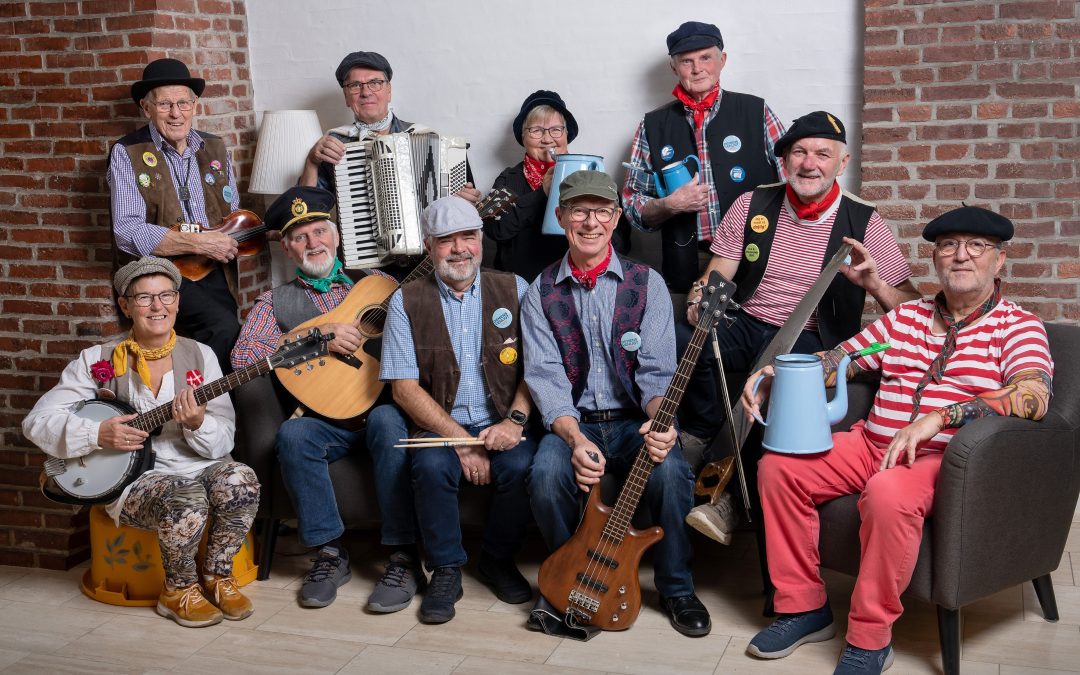 Gårdsangerne fra Thy starter spillestedsturné i Folkets Hus i Struer.