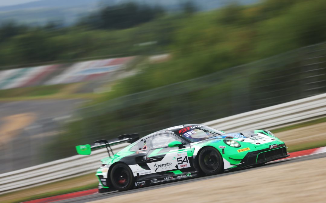 Racerkøreren fra Struer blev udfordret i GT World Challenge Europe på Nürburgring