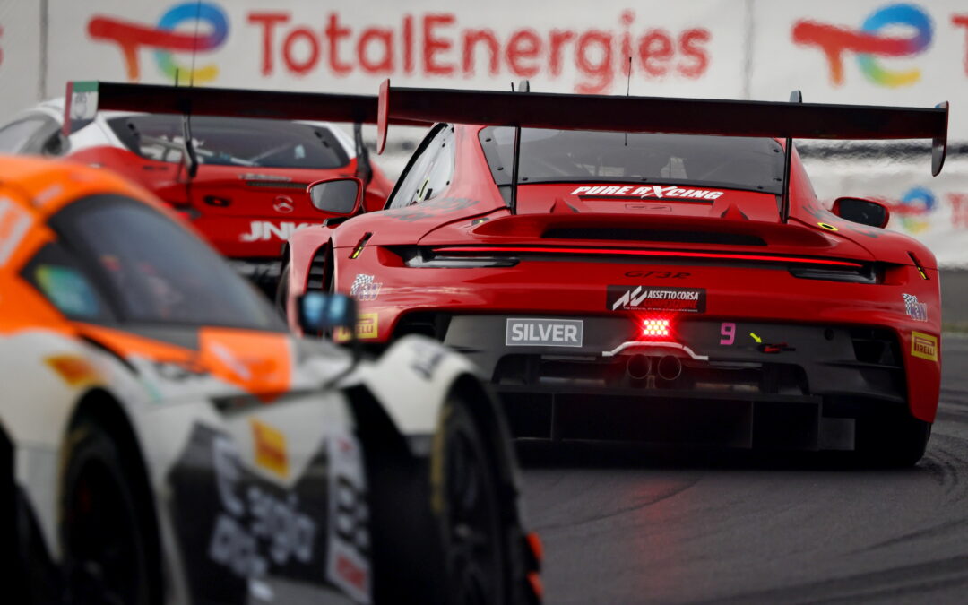 Mikkel O. Pedersen var med til at skaffe Pure Rxcing en fjerdeplads i på Nürburgring